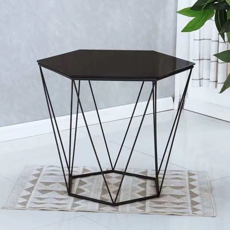 IE990 CAFE TABLE