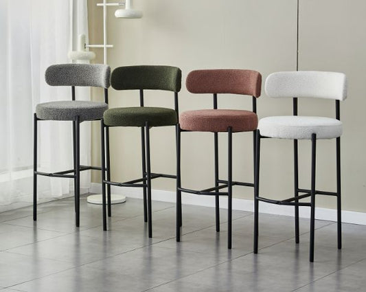 IEF39 BAR CHAIR .